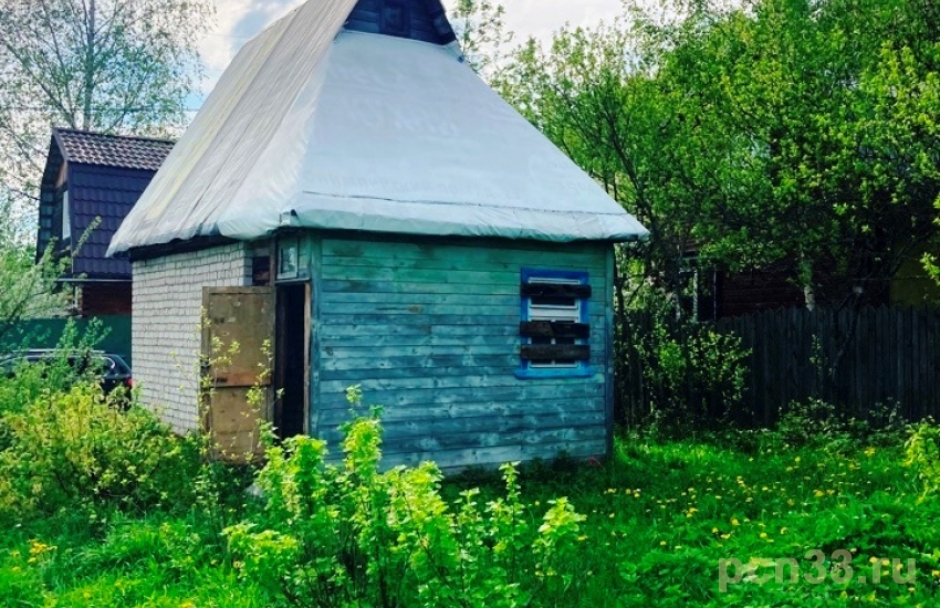 Продаю дачу у леса