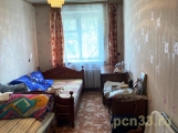 Продаю двухкомнатную в центре