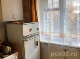 Продаю двухкомнатную в центре